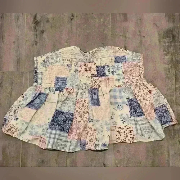 American Eagle Women's Floral Patchwork Babydoll Top - Picture 7 of 9